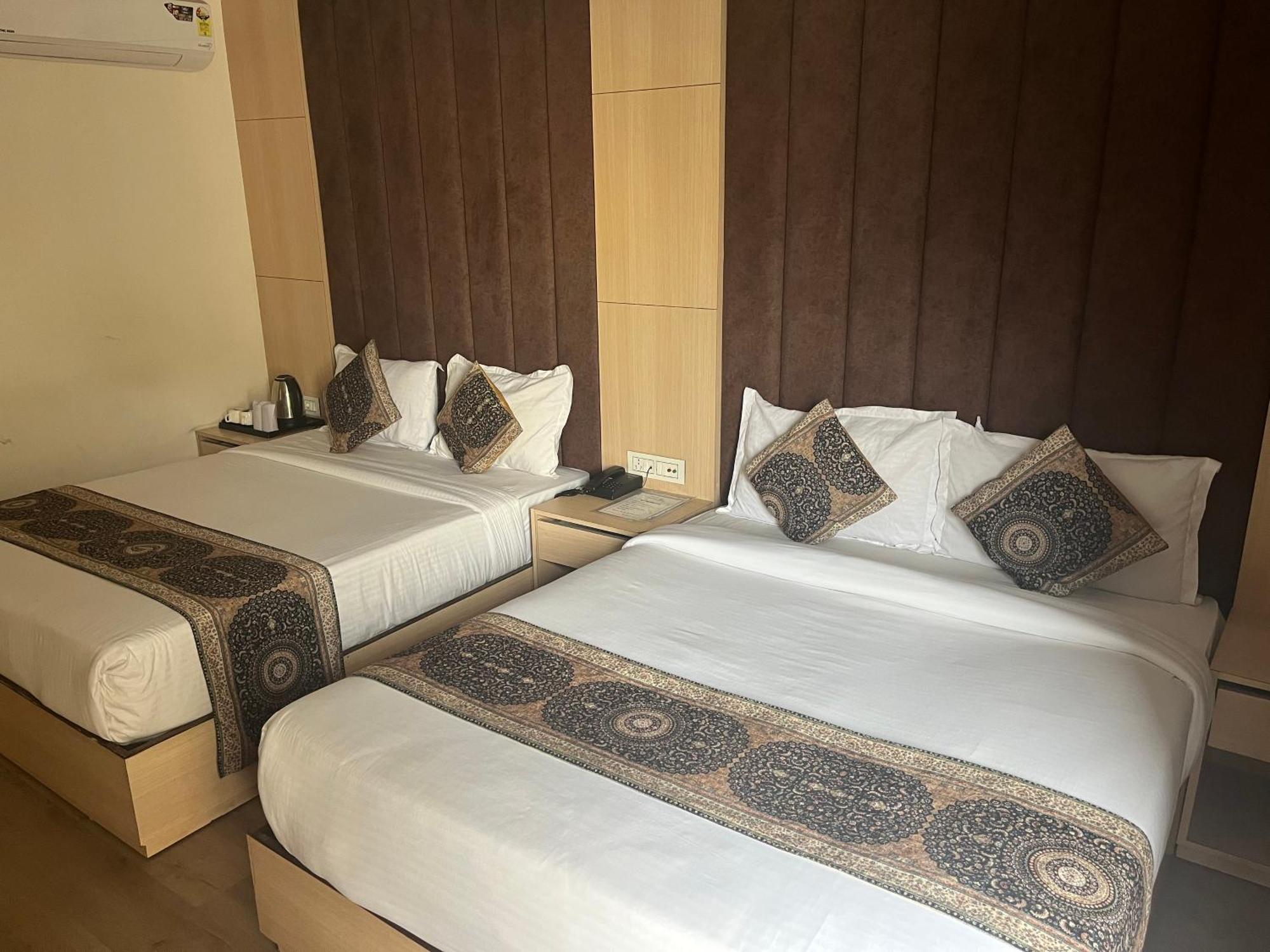 Hotel Exotic - 5 Min Walk From Golden Temple Amritsar Exterior foto